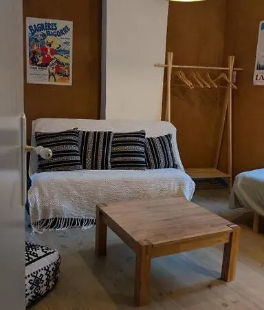 Pyrenean Charm - Veranda - Outdoor Courtyard *